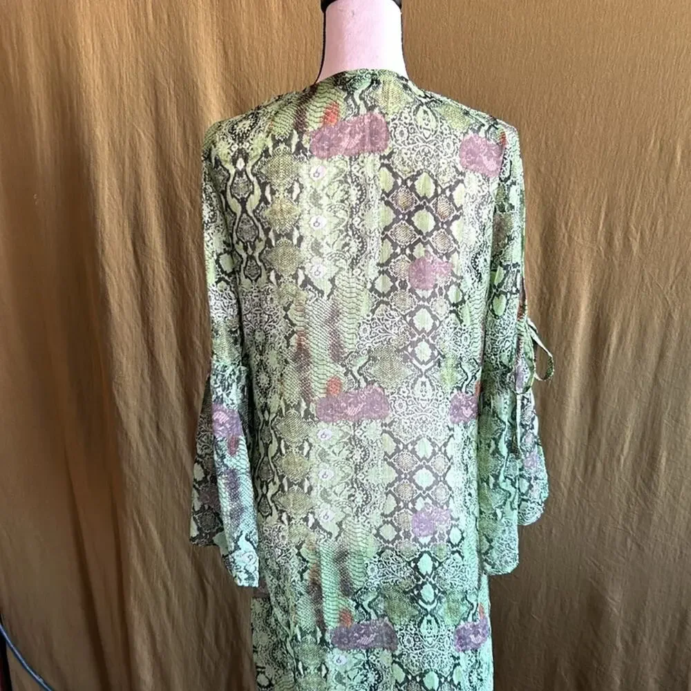 NWT Kendall & Kylie Green Snake Lace Sheer Cover Up